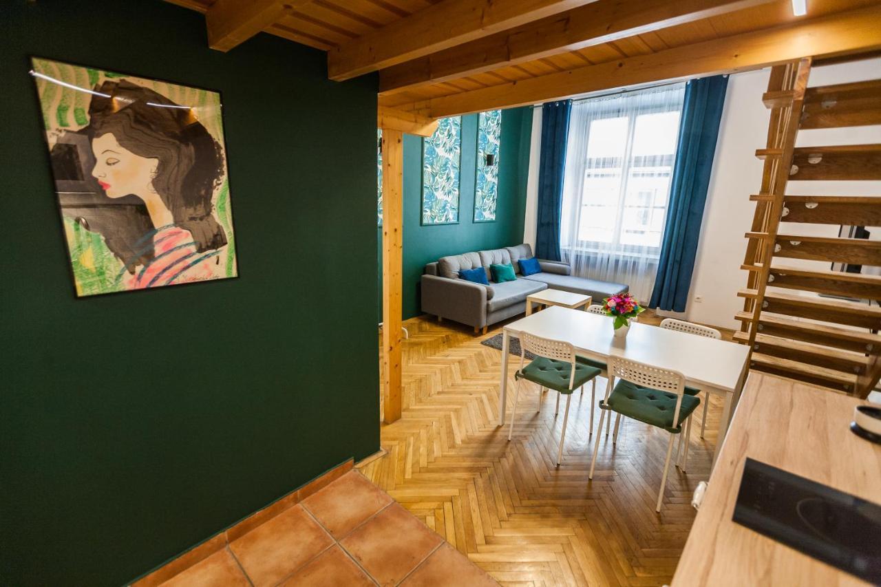 Vintage Szpitalna Apartment Krasków Exterior foto